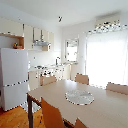 Apartment Prcela 1