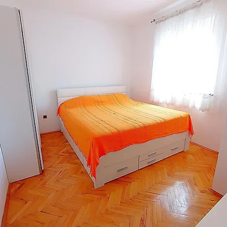 Prcela 1