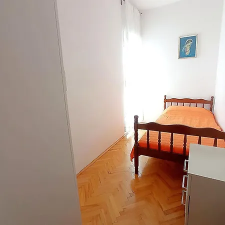 Prcela 1 *